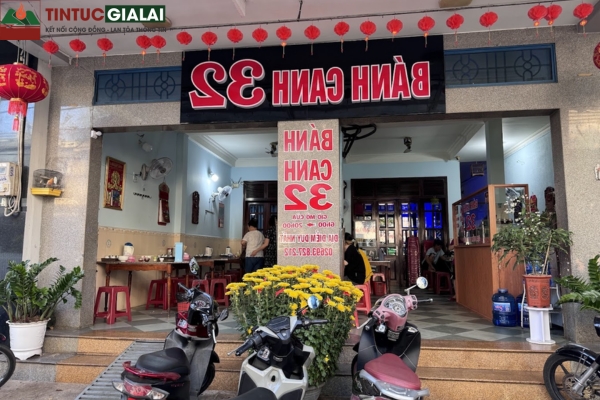 Bánh Canh 32