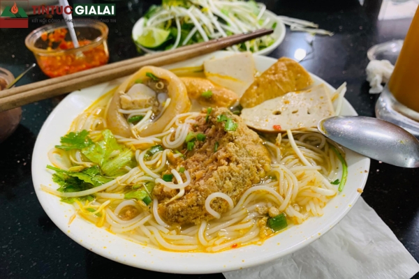 Bún Riêu Tư 