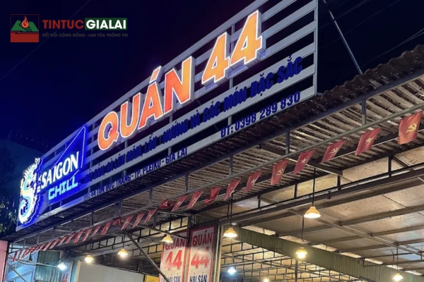 Nhà Hàng 44